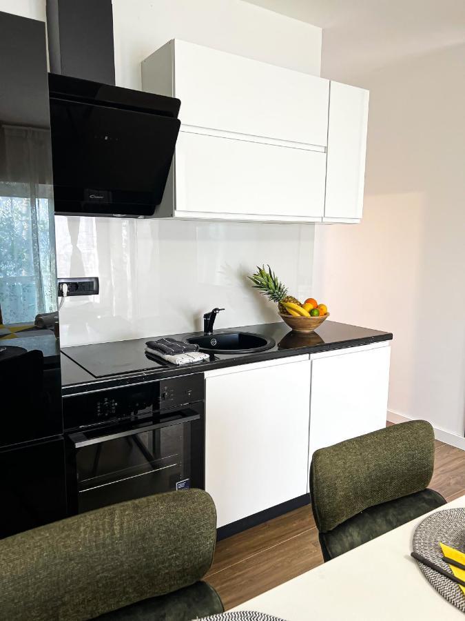 San-Studio Apartment Dugi Rat Dış mekan fotoğraf